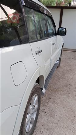 ميتسوبيشي باجيرو